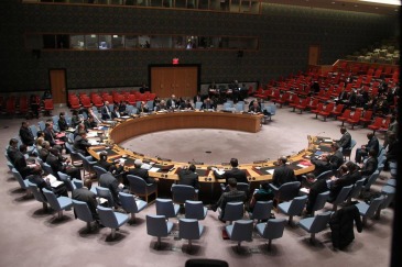 A wide view of the Security Council in session. UN Photo/Devra Berkowitz (file)